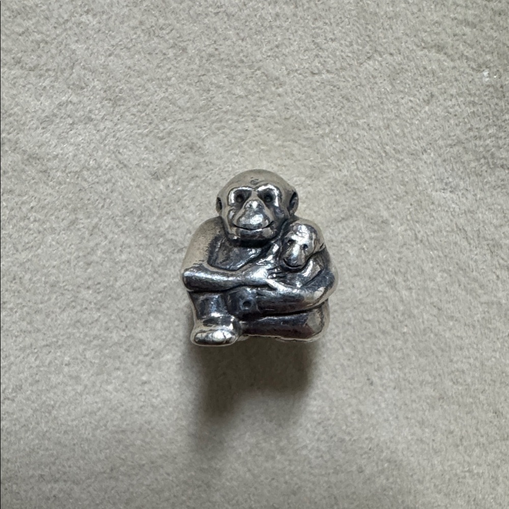Pandora Chimp and Baby Charm